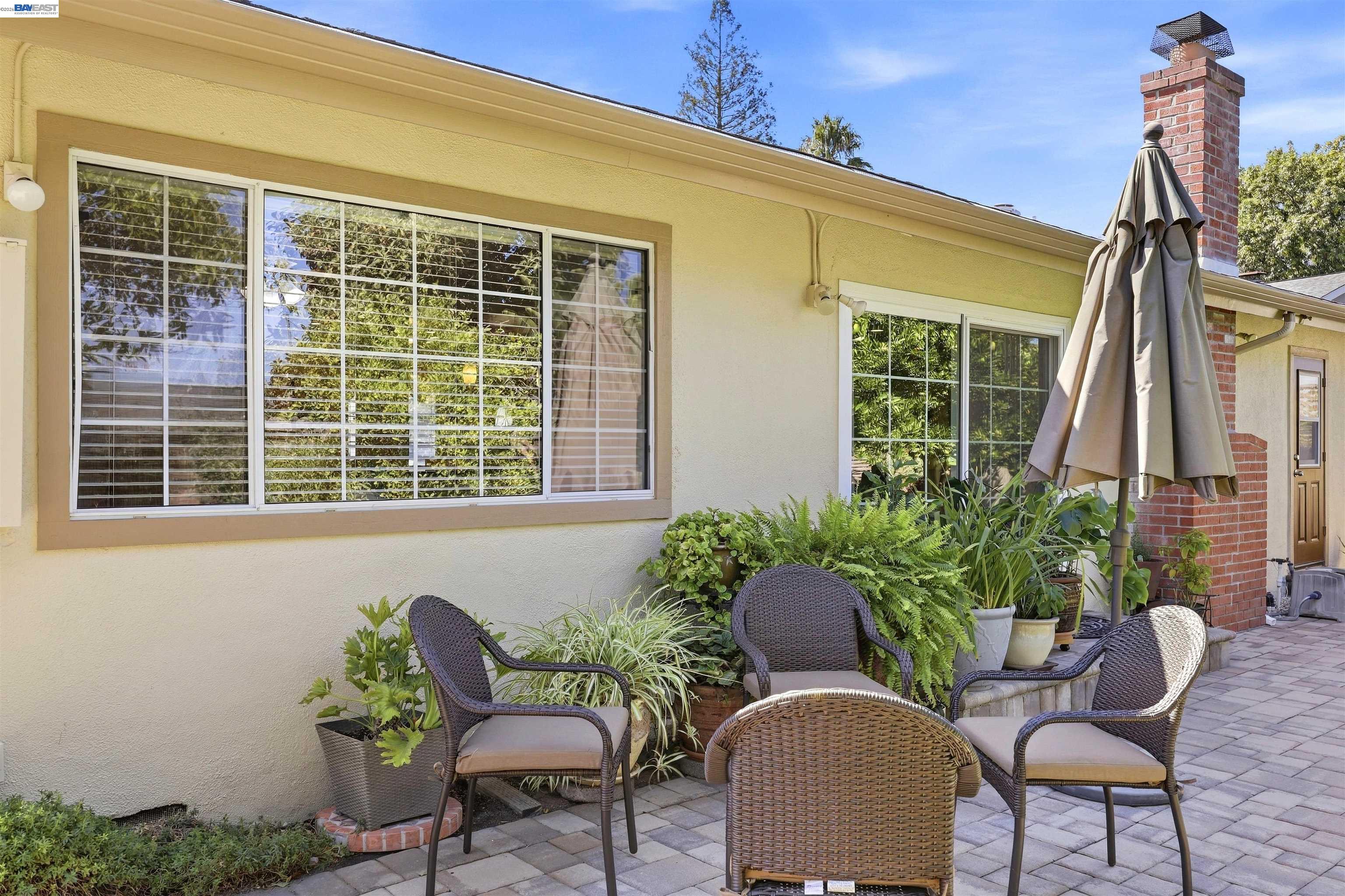 8657 Davona Dr