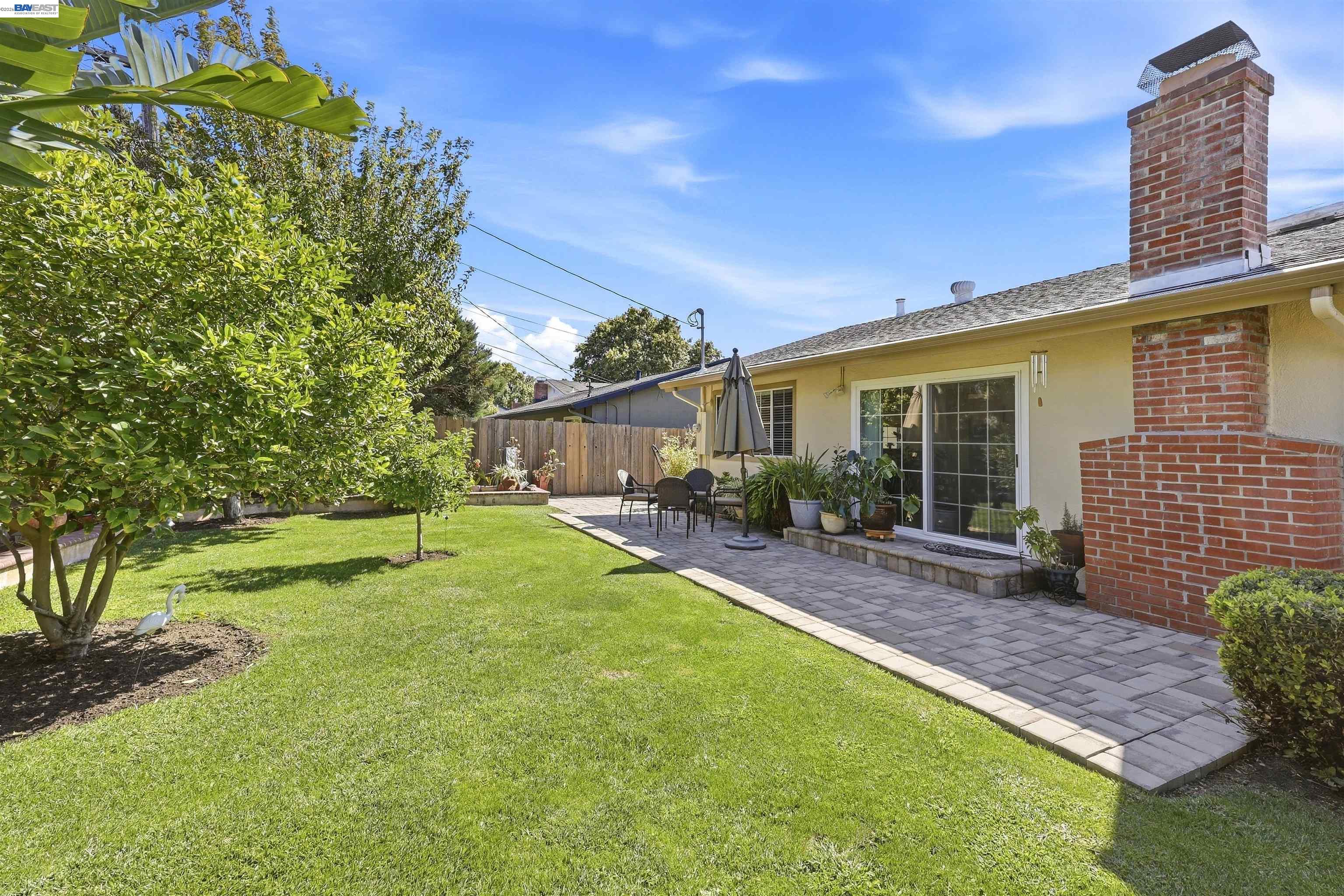 8657 Davona Dr