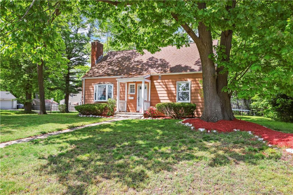 2976 Old Town Road