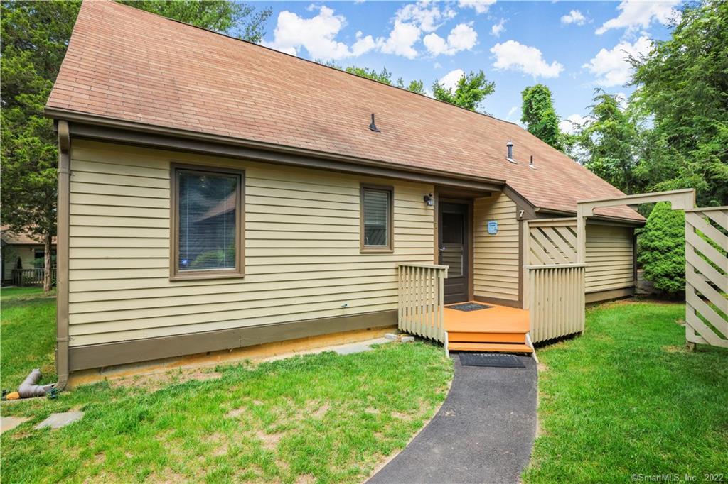 7 Copper Hill Drive 7