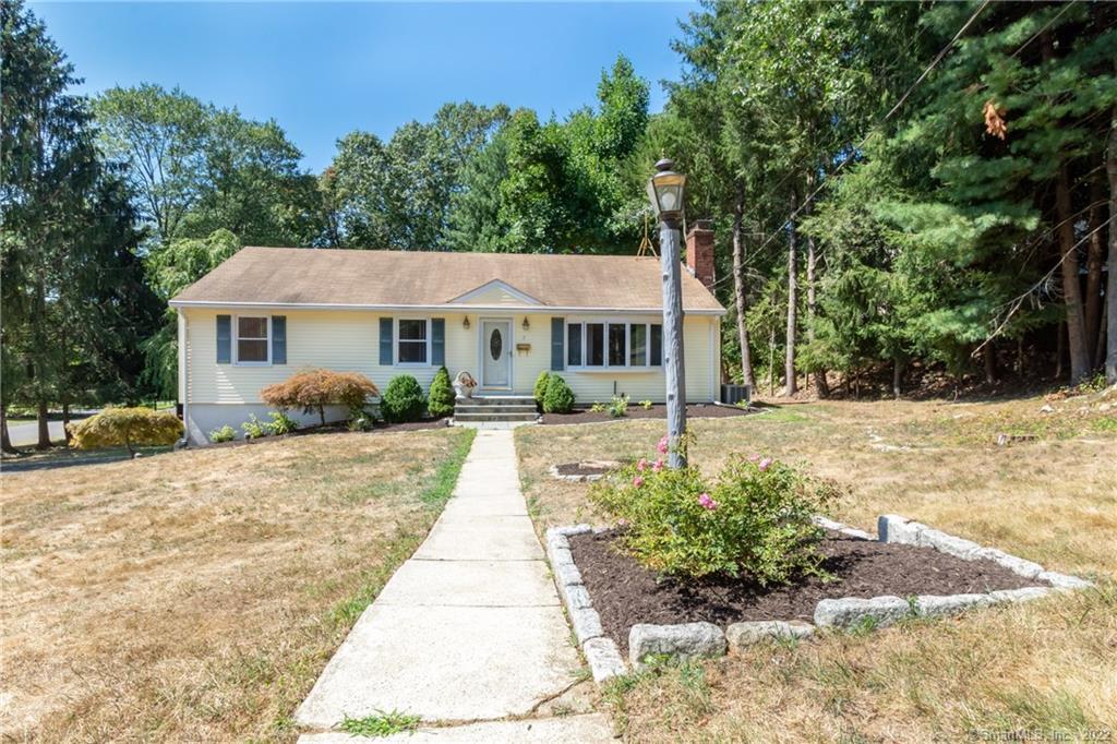 7 Echo Hill Road