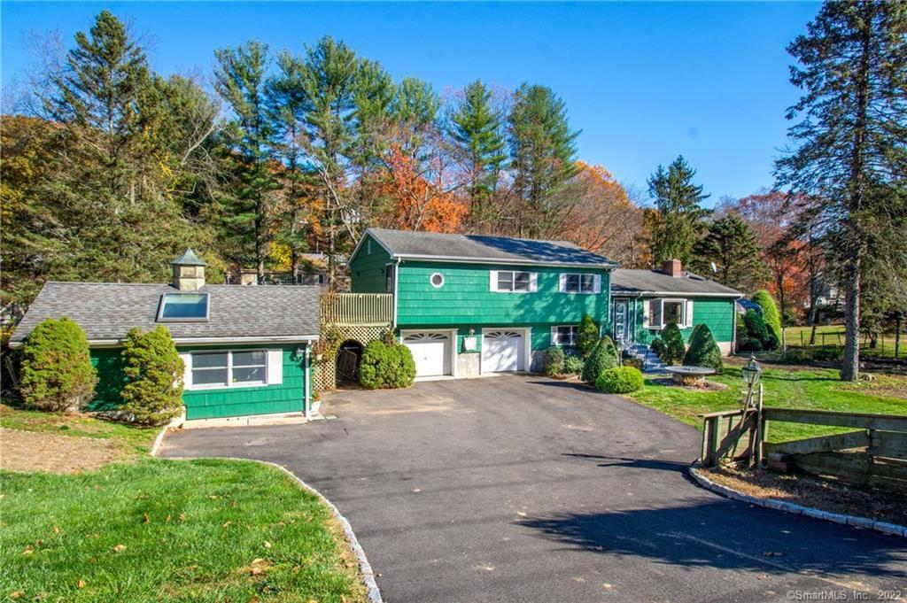 3840 Black Rock Turnpike