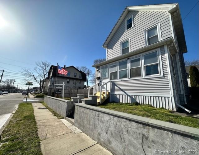 302 Hollister Street