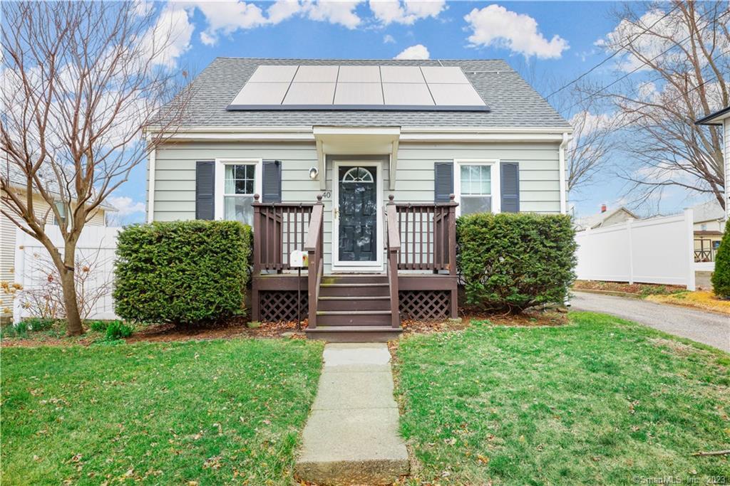 40 Hazelwood Avenue