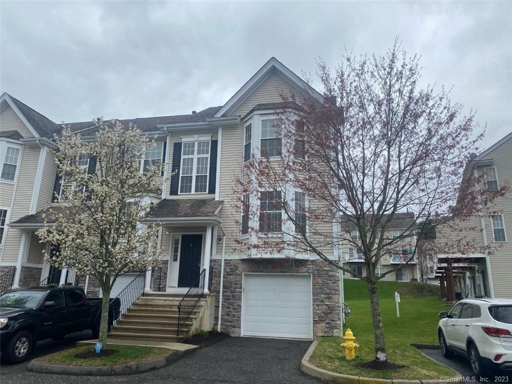 1305 Sienna Drive 1305