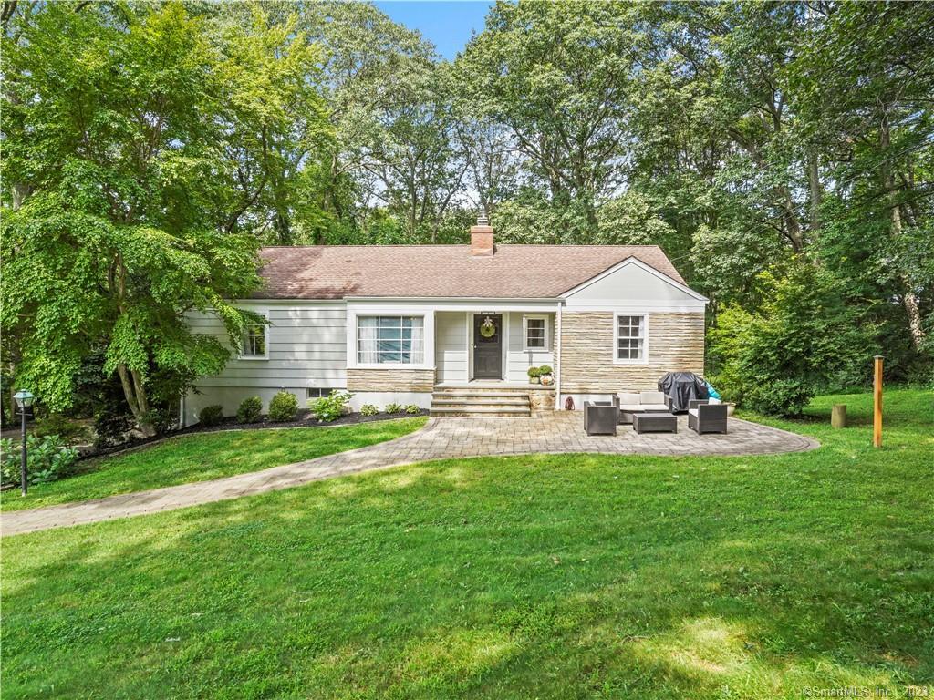 15 Ridgedale Road