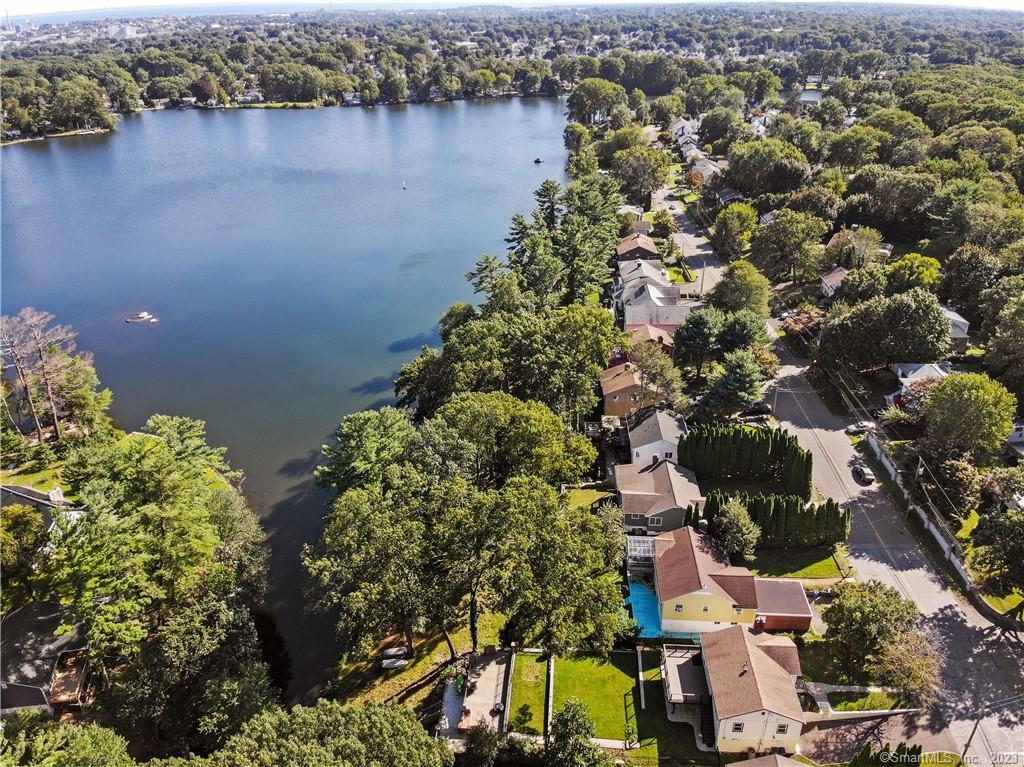 625 Lakeside Drive