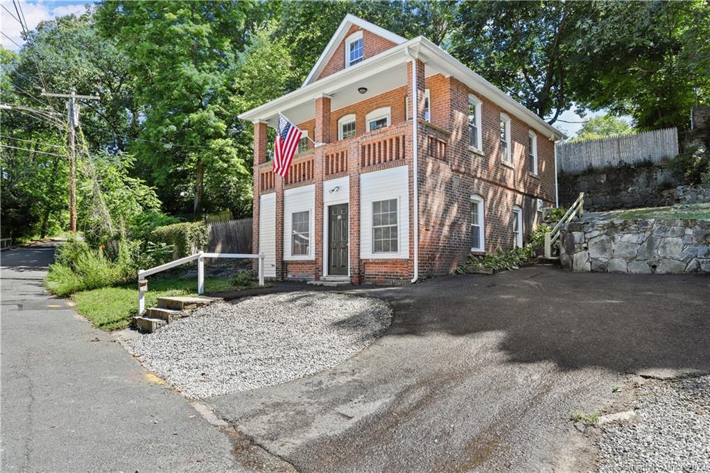 2A Smith Street