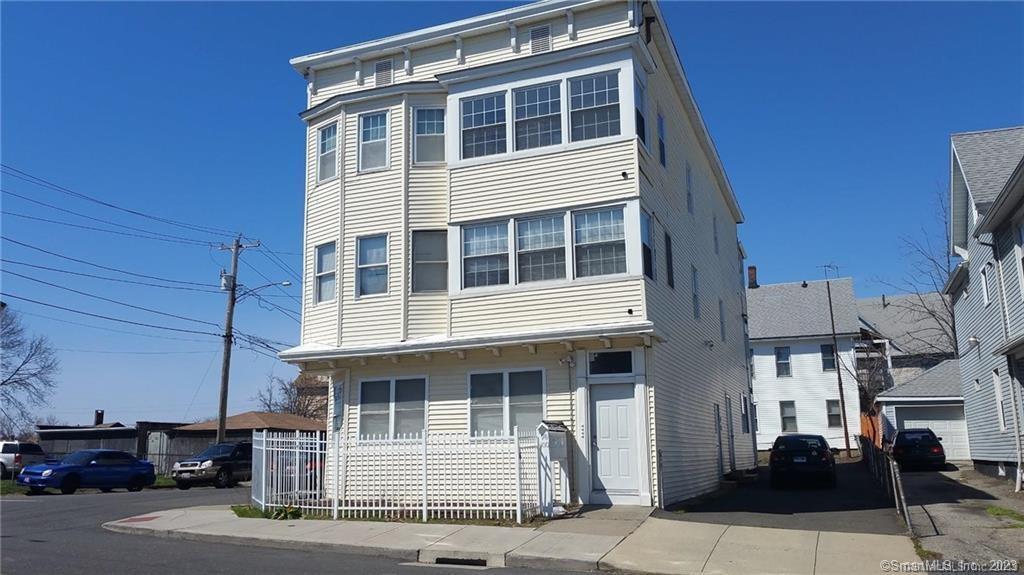 98 Orland Street 2F