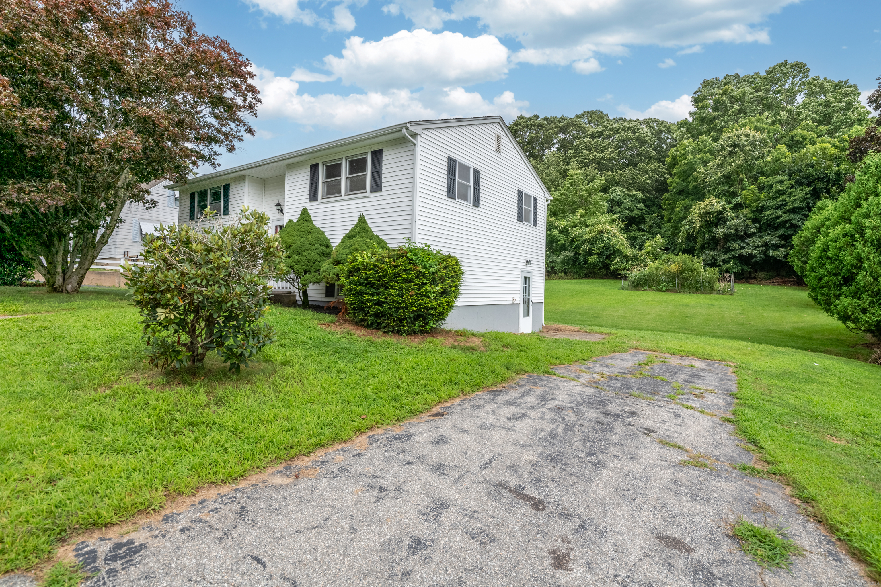 5 Johnson Place