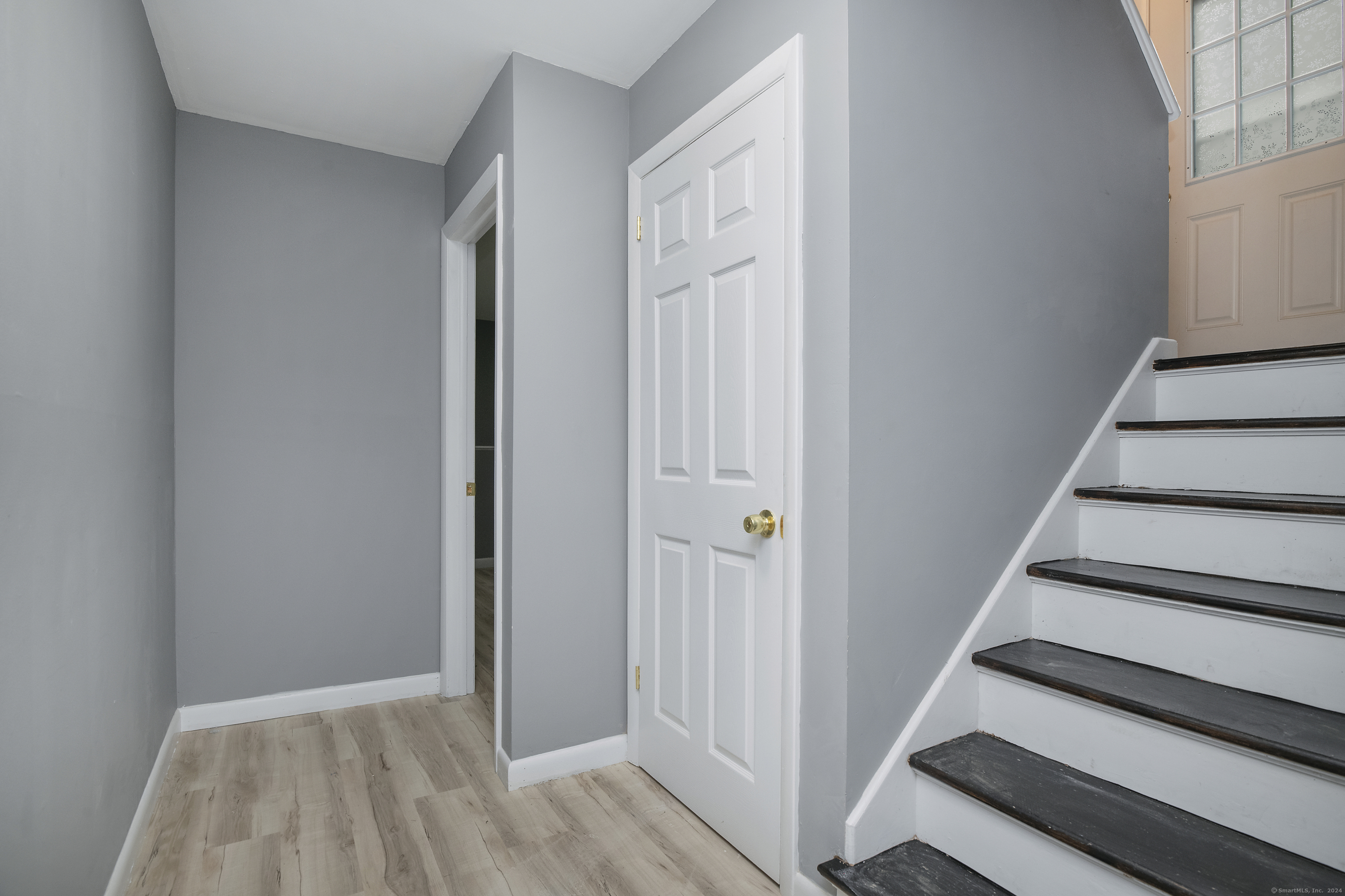 5 Johnson Place