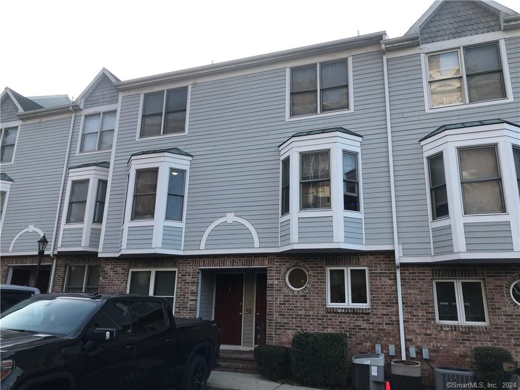 2612 North Avenue B10