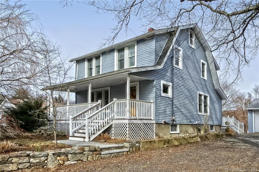 946 Cutspring Road