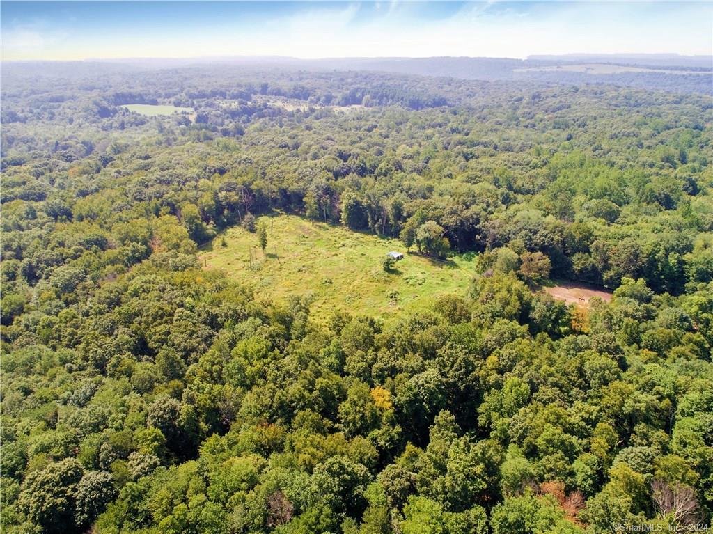897 Sport Hill Road