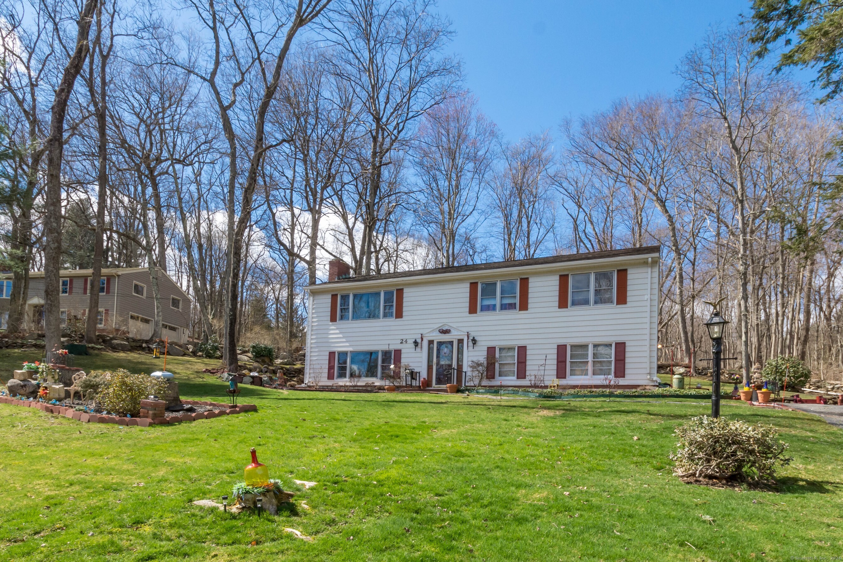 24 Cedar Hill Road