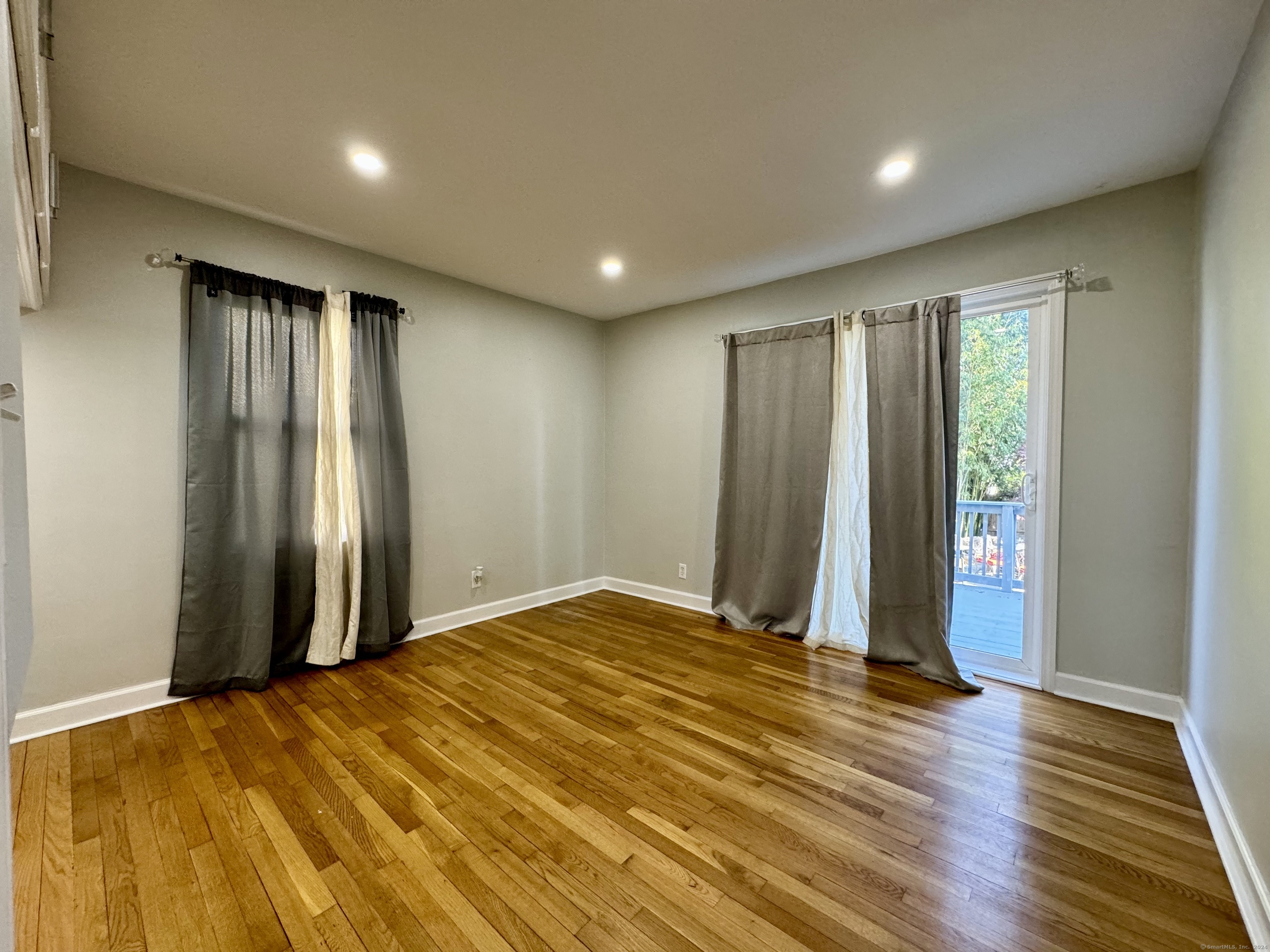 415 Savoy Street