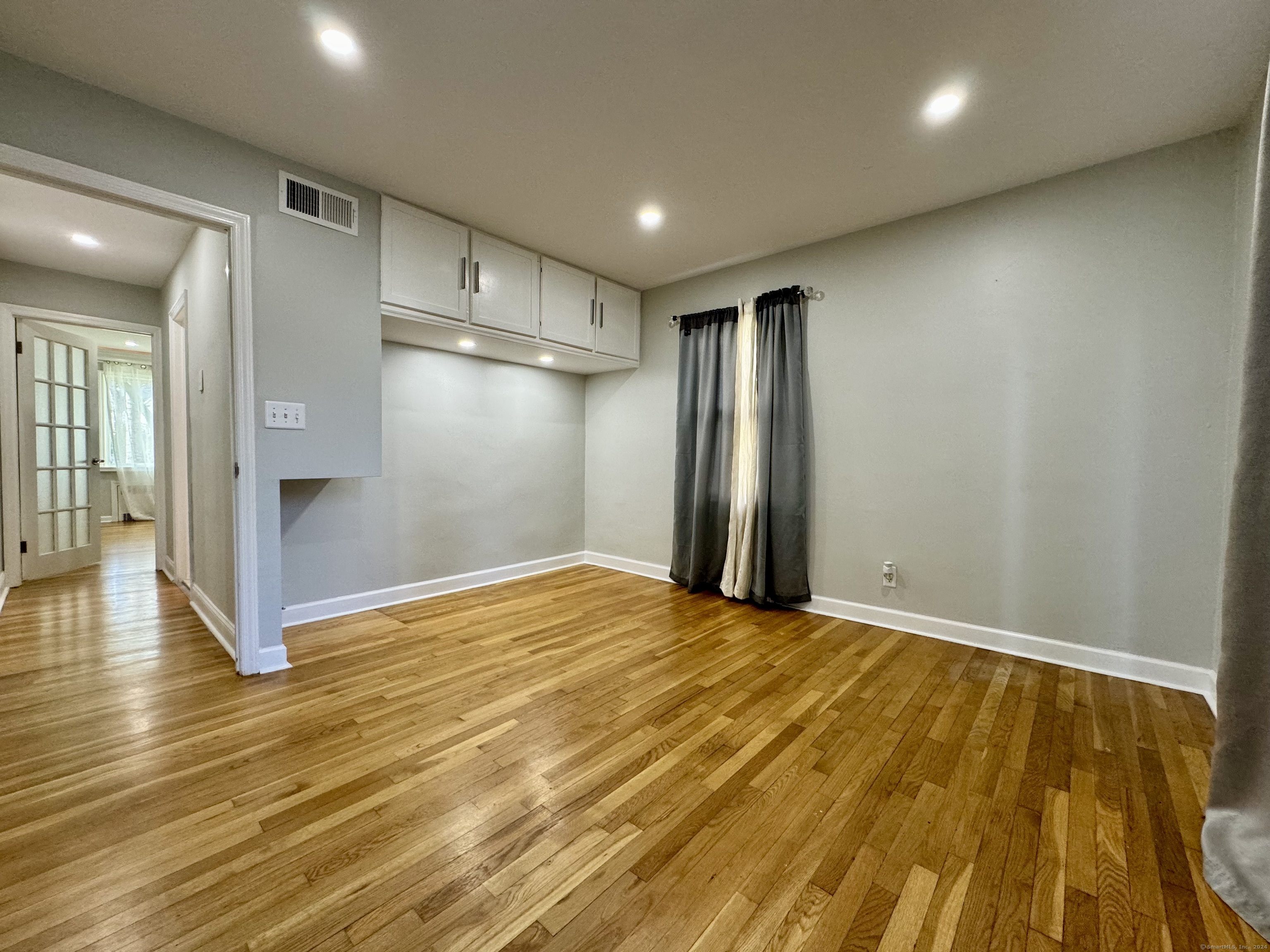415 Savoy Street