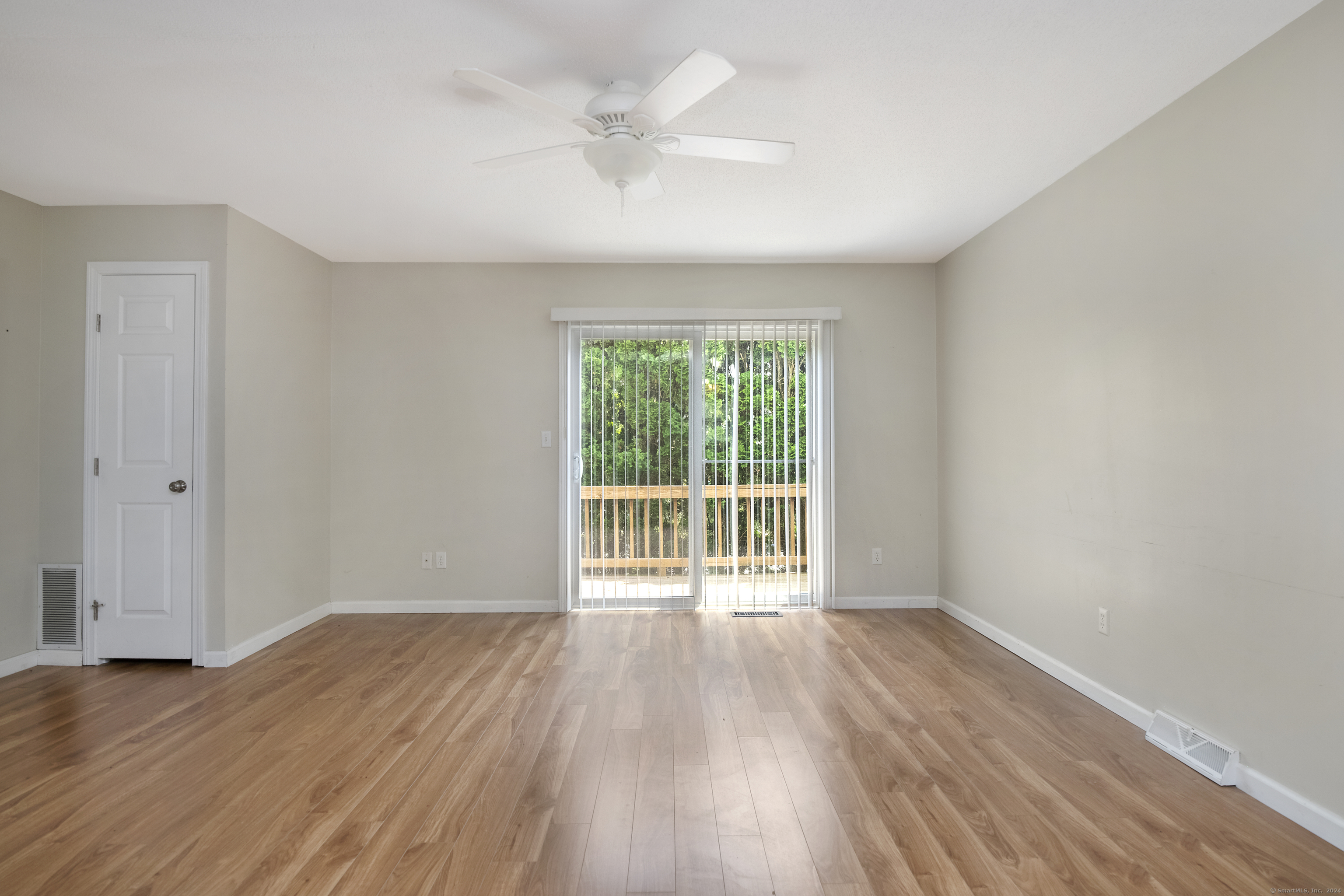 25 Commodore Commons 25