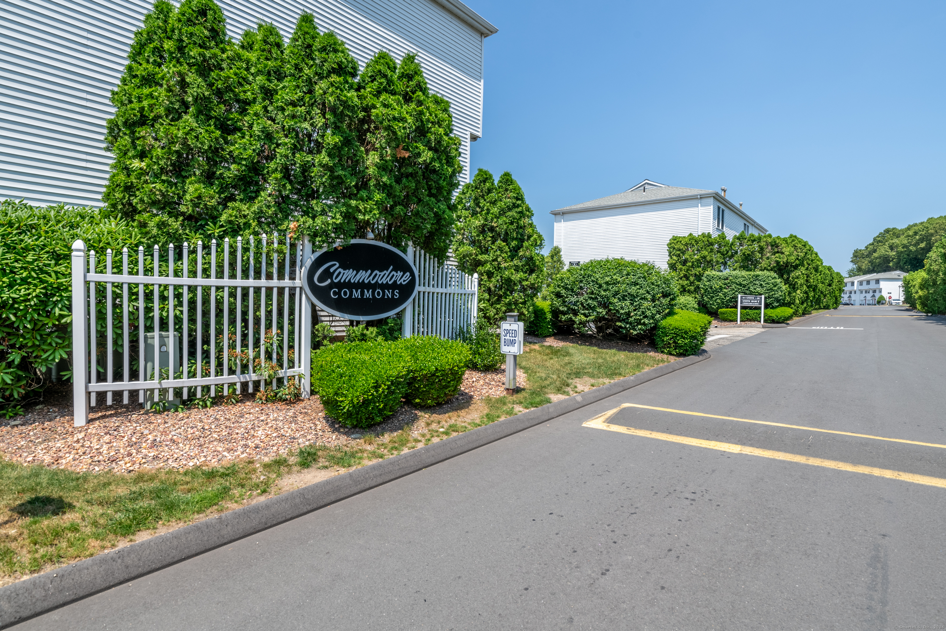 25 Commodore Commons 25
