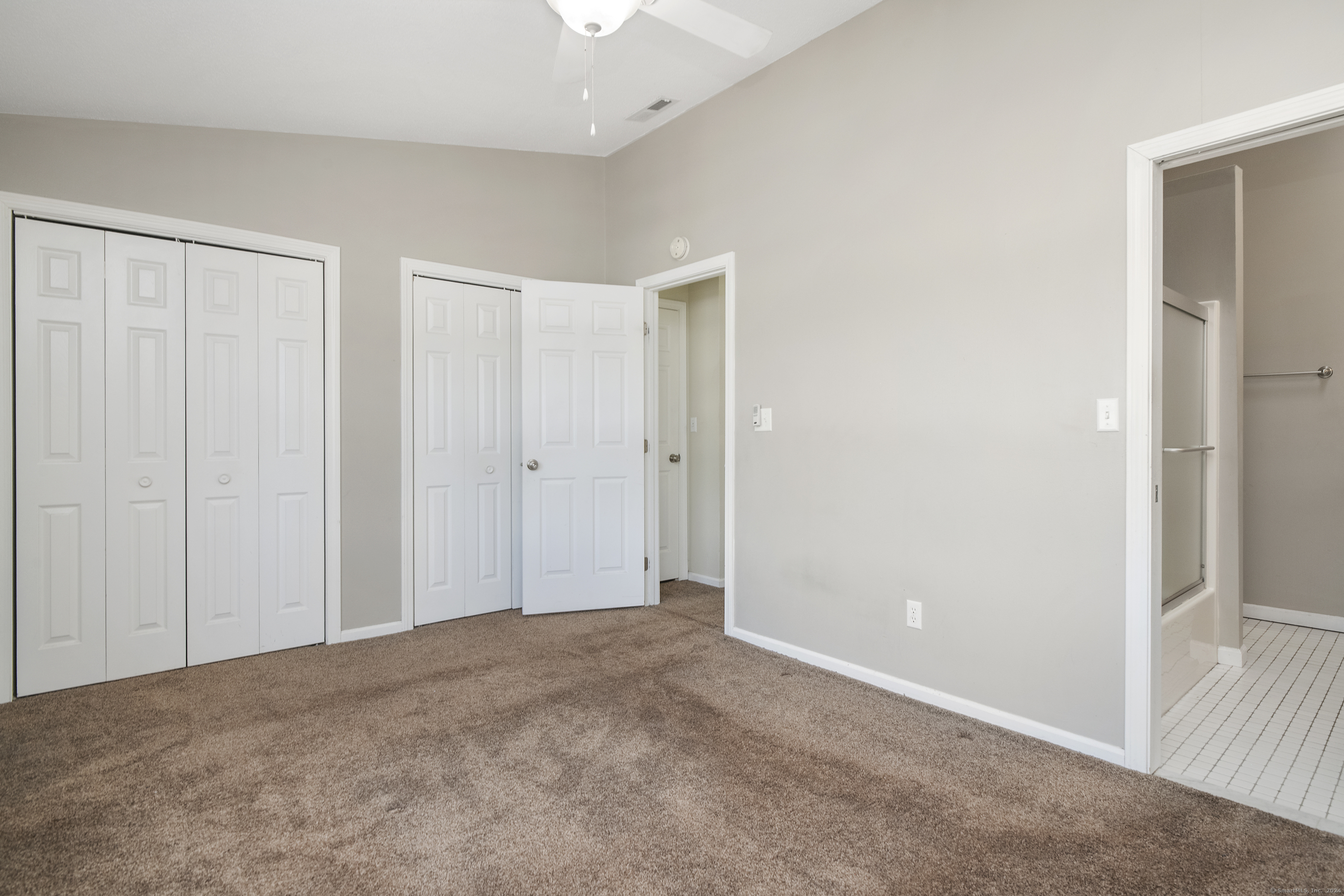 25 Commodore Commons 25