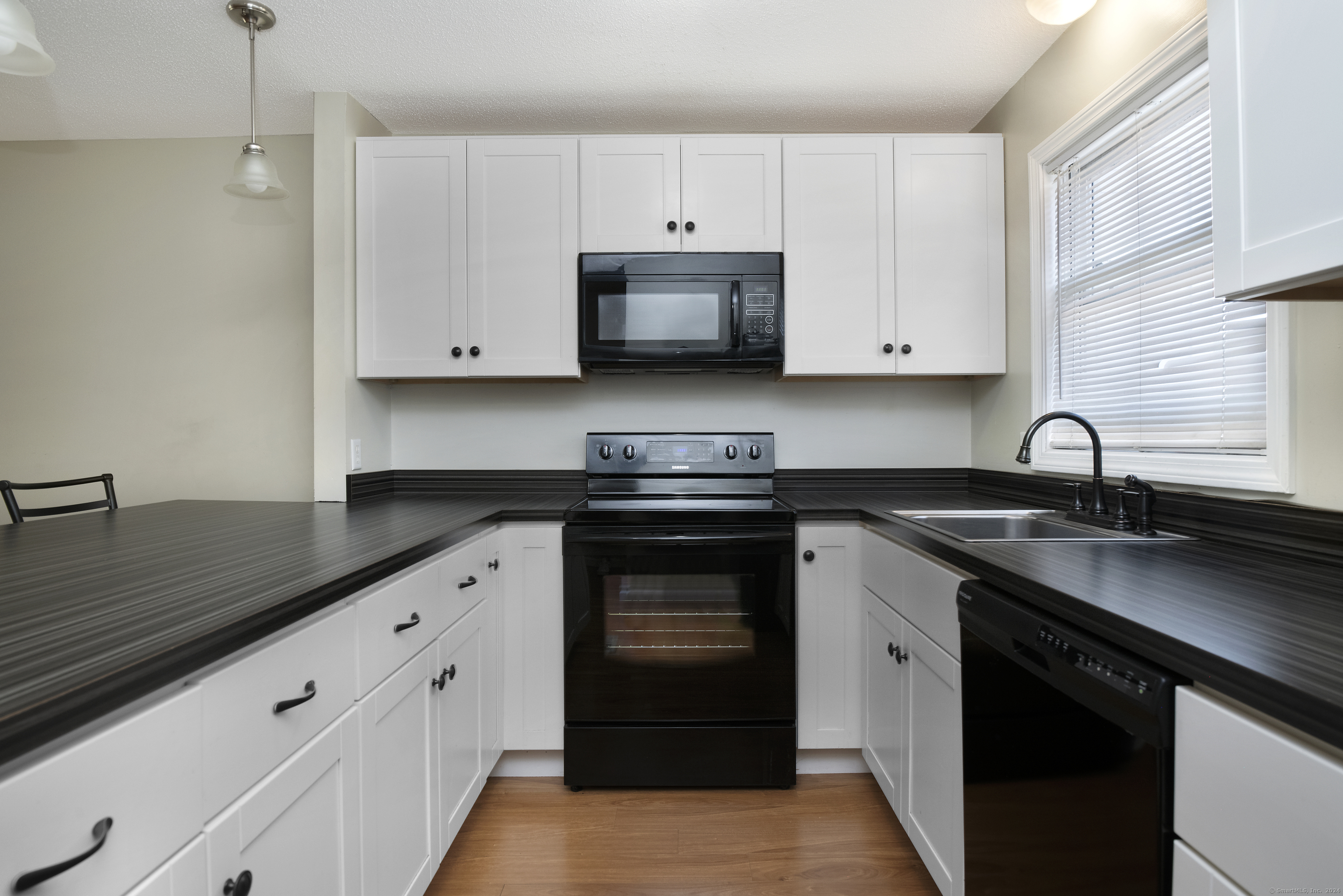25 Commodore Commons 25