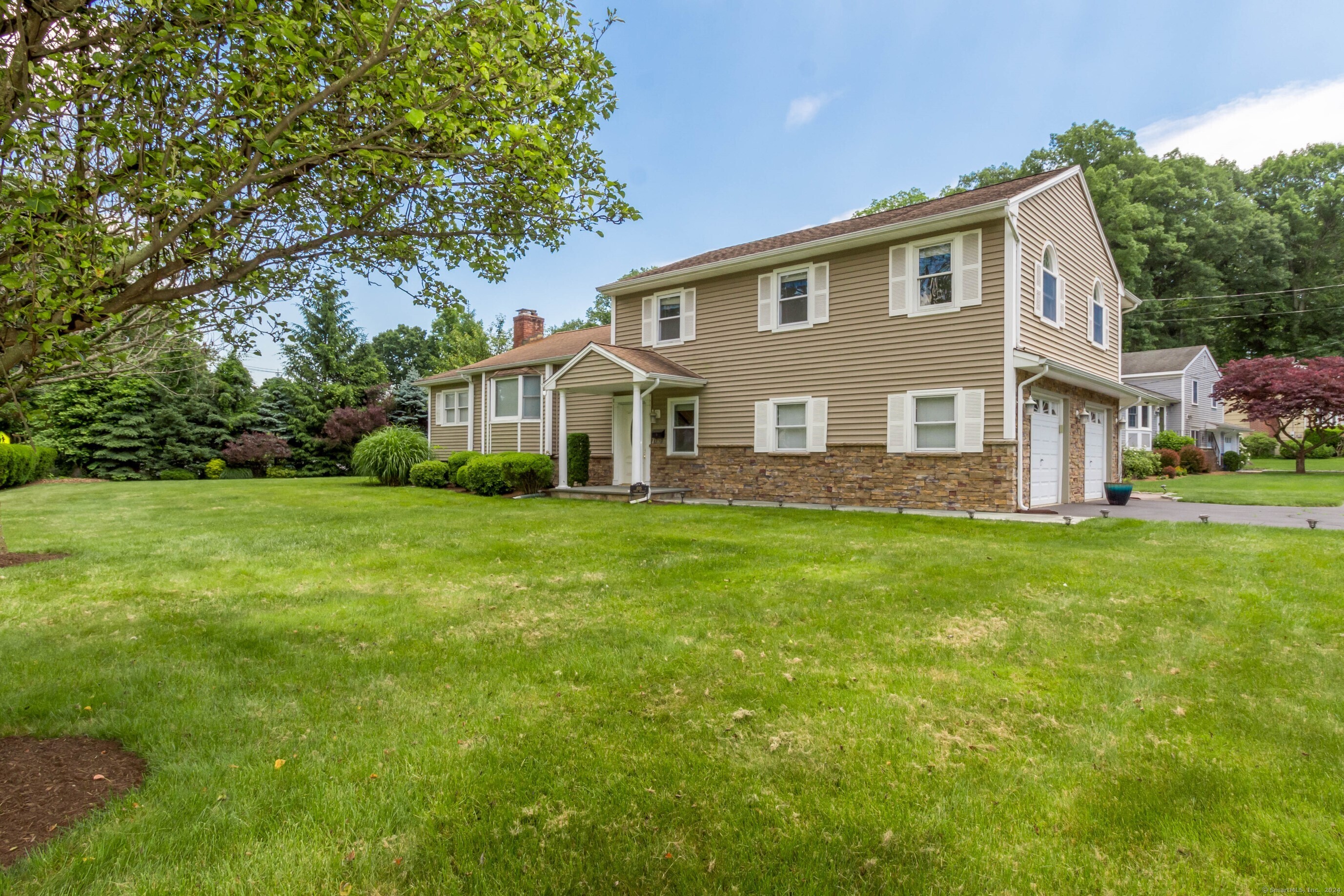 105 Ponus Avenue