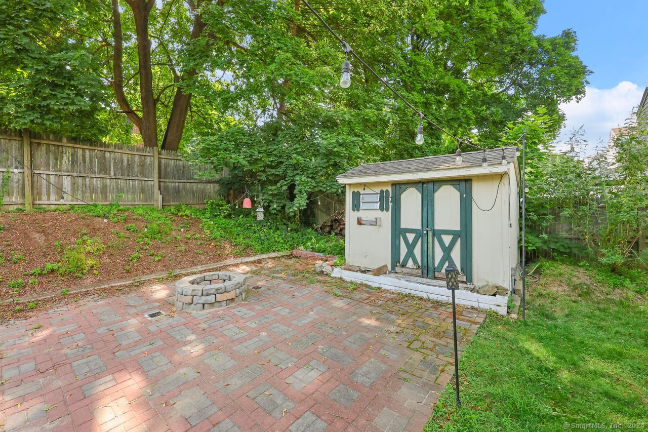 215 Bennett Street