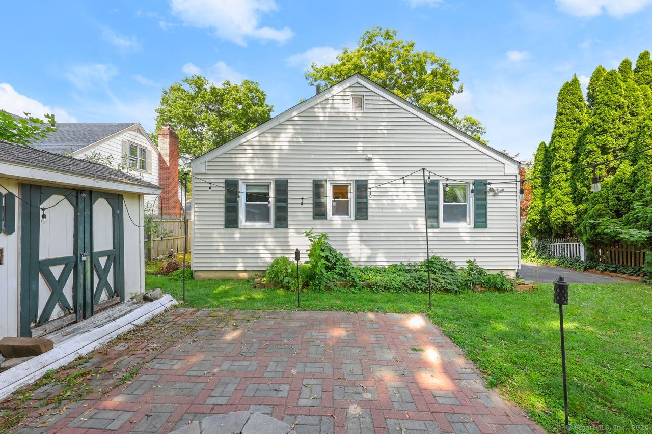 215 Bennett Street