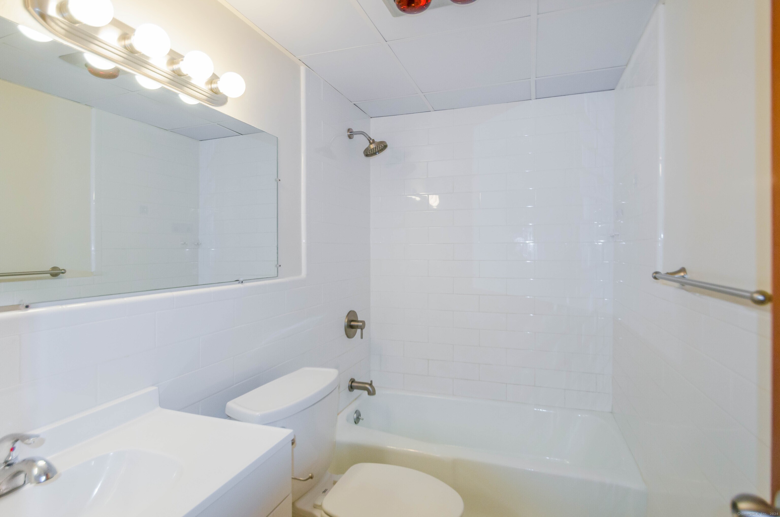 3900 Park Avenue 3G