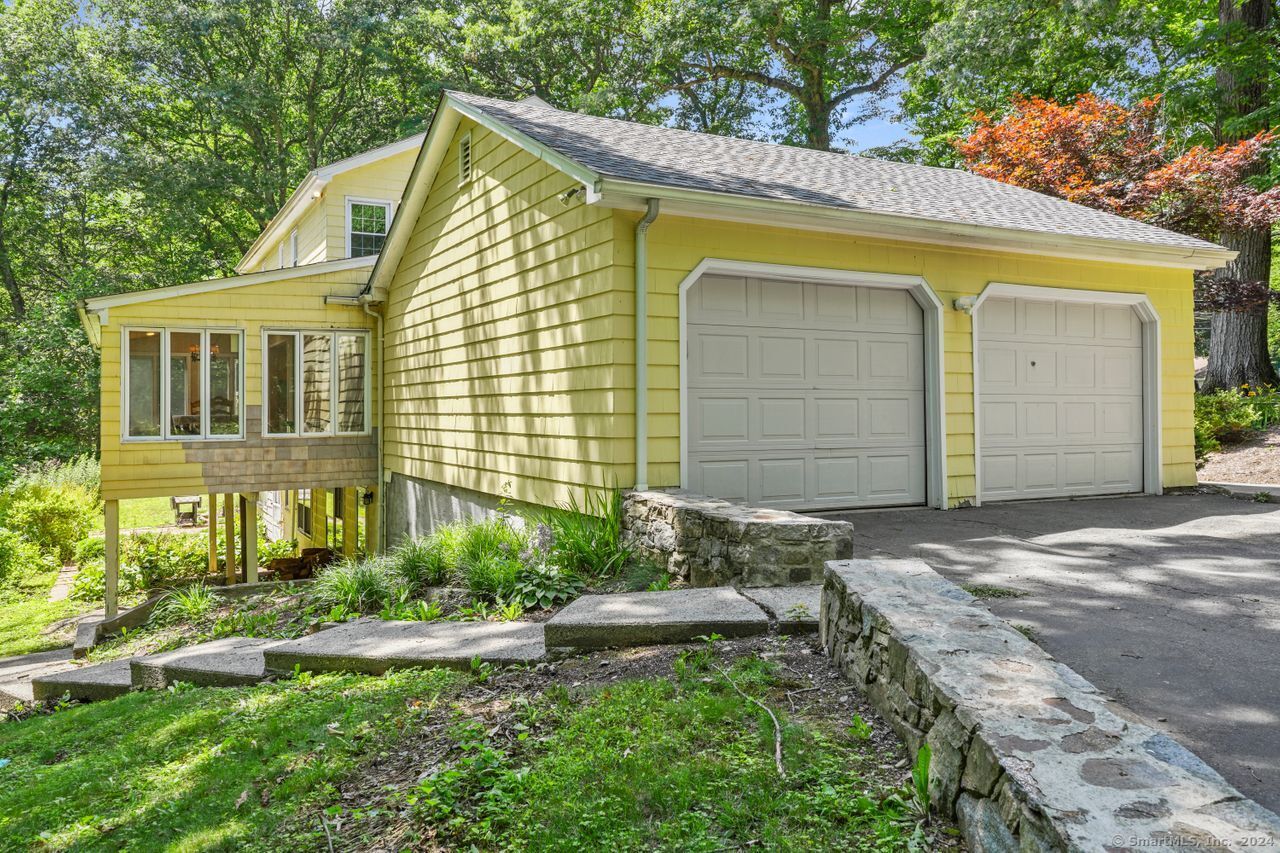 83 Asmara Way