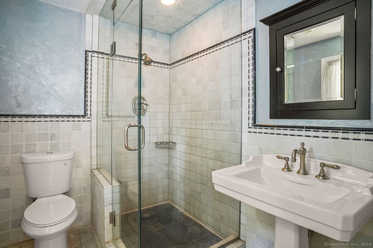 83 Asmara Way