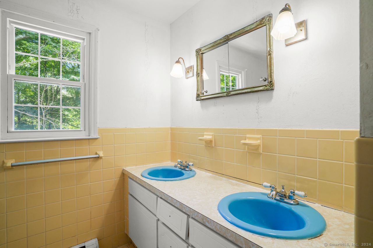 83 Asmara Way