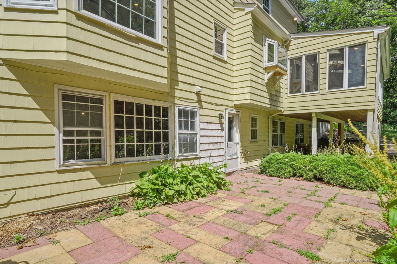 83 Asmara Way