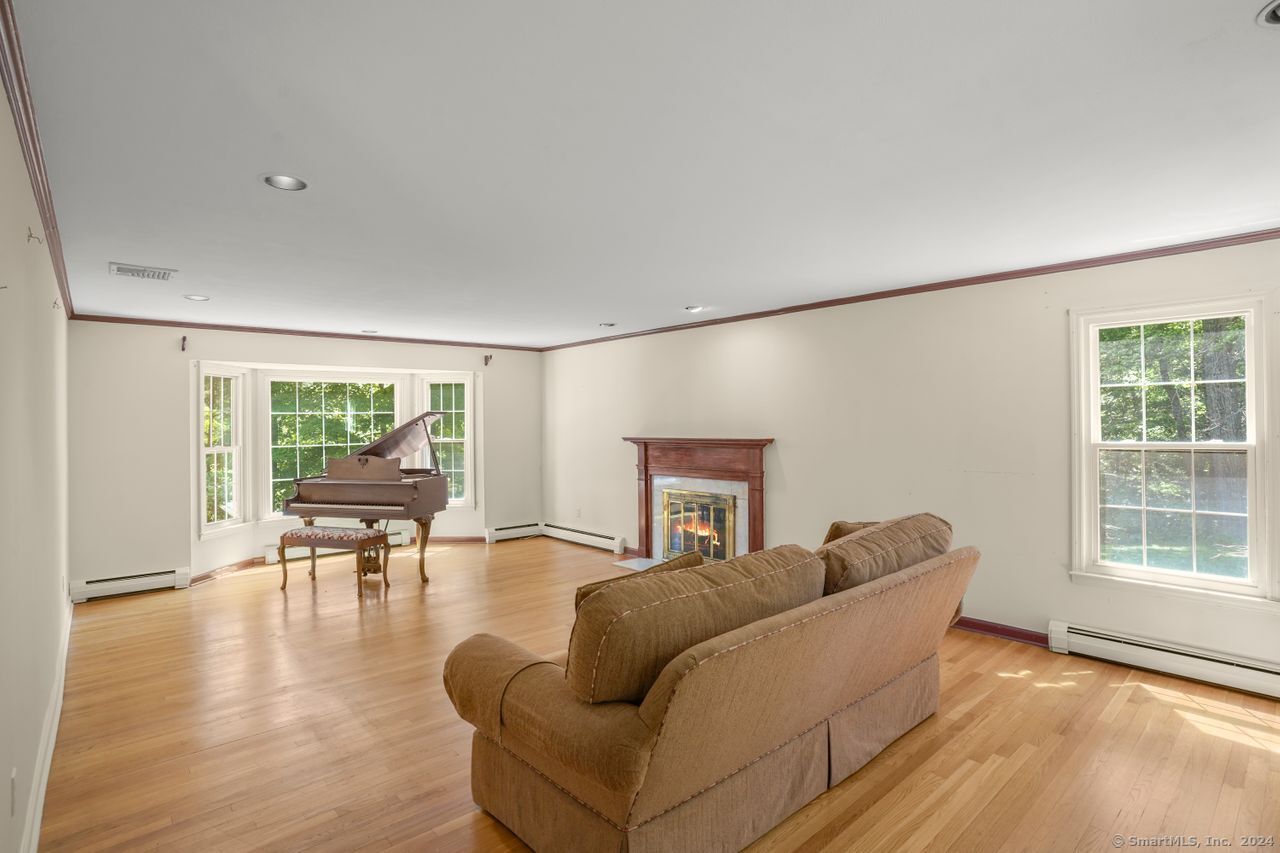 83 Asmara Way
