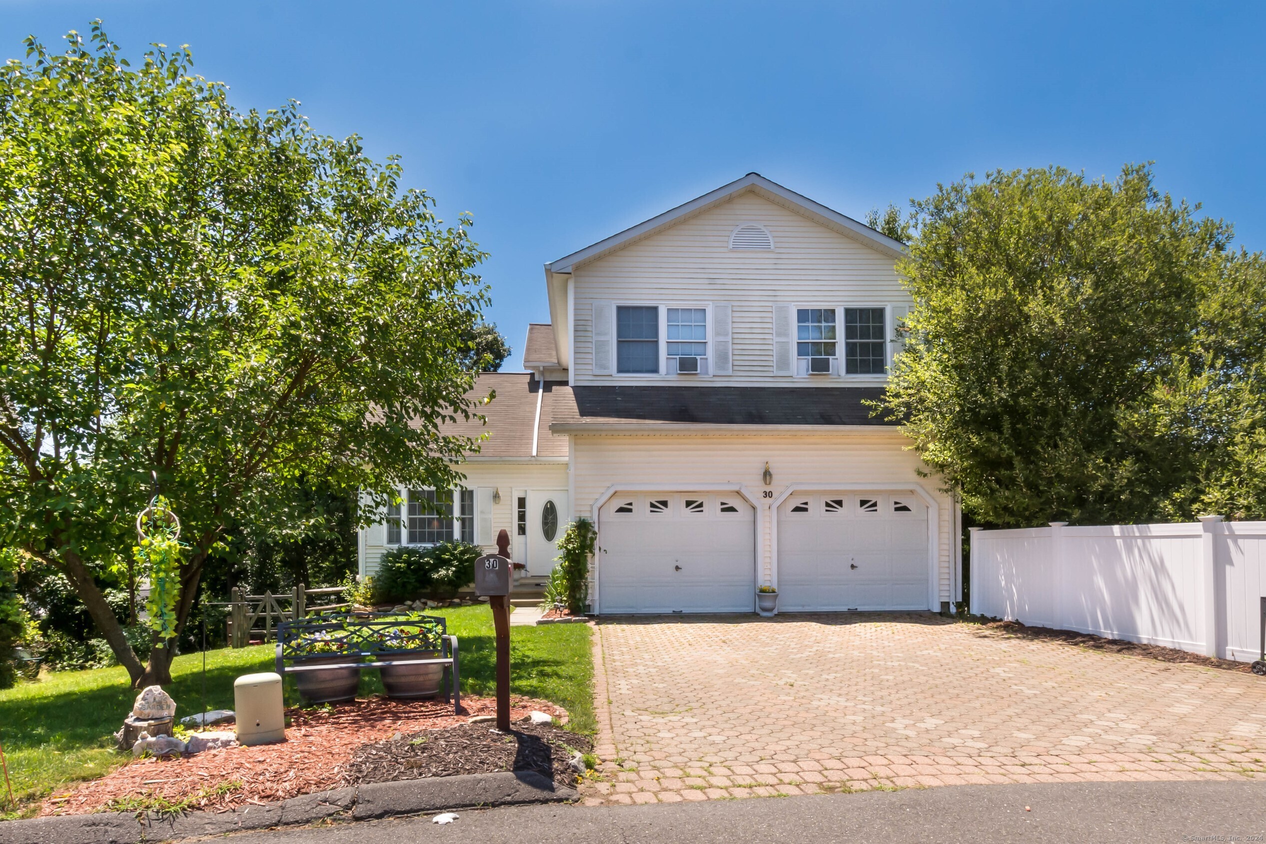 30 Hickory Hill