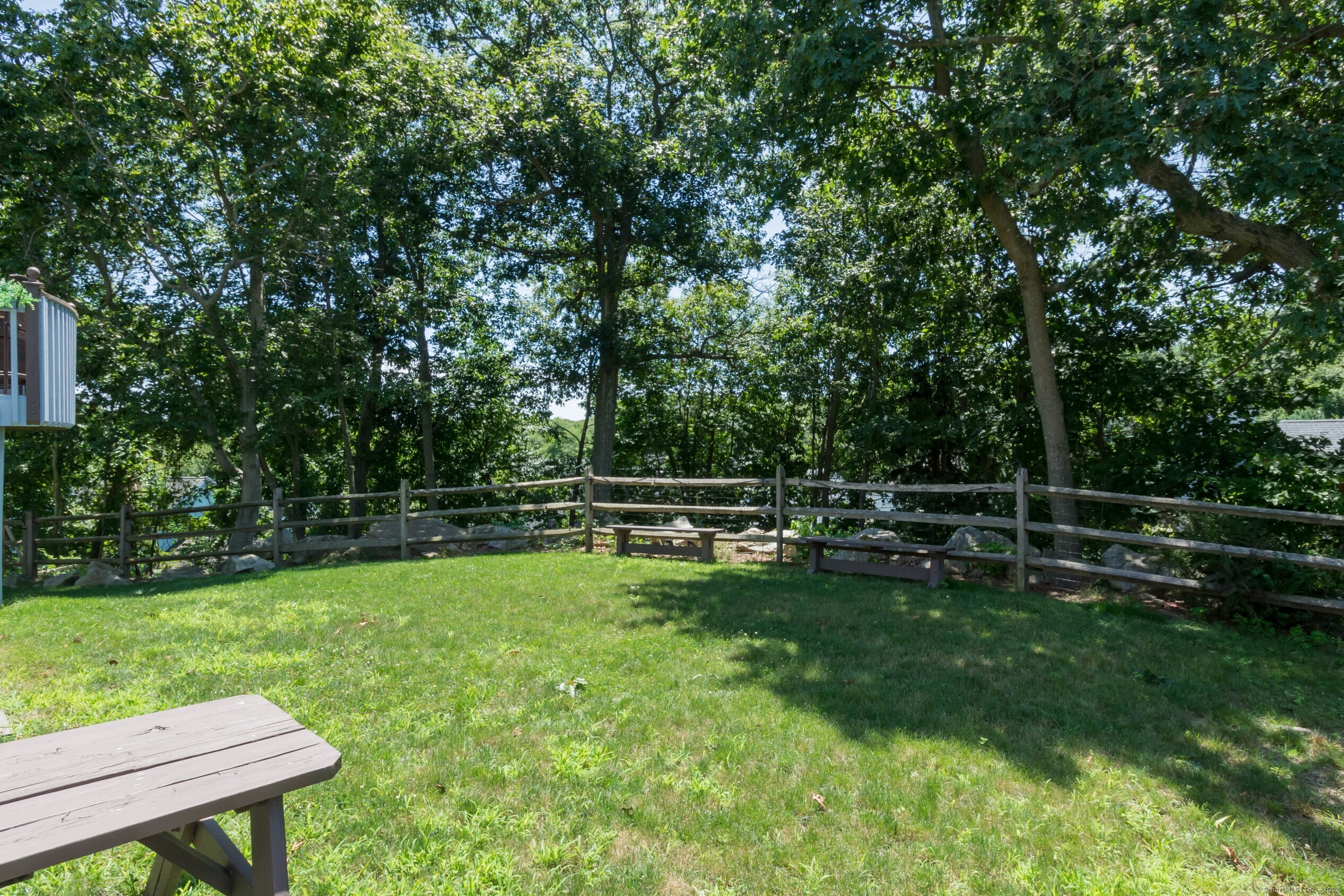 30 Hickory Hill