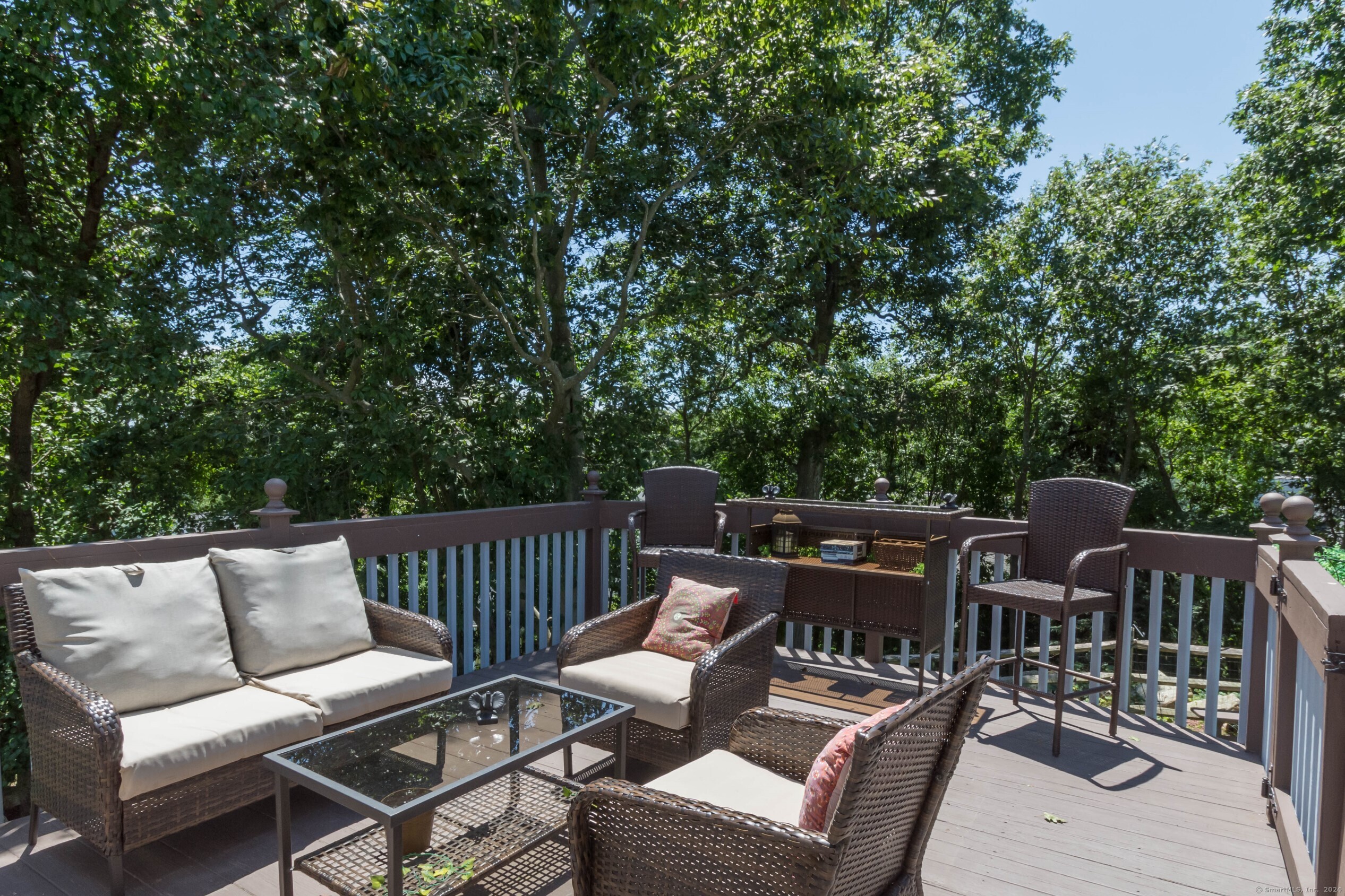30 Hickory Hill