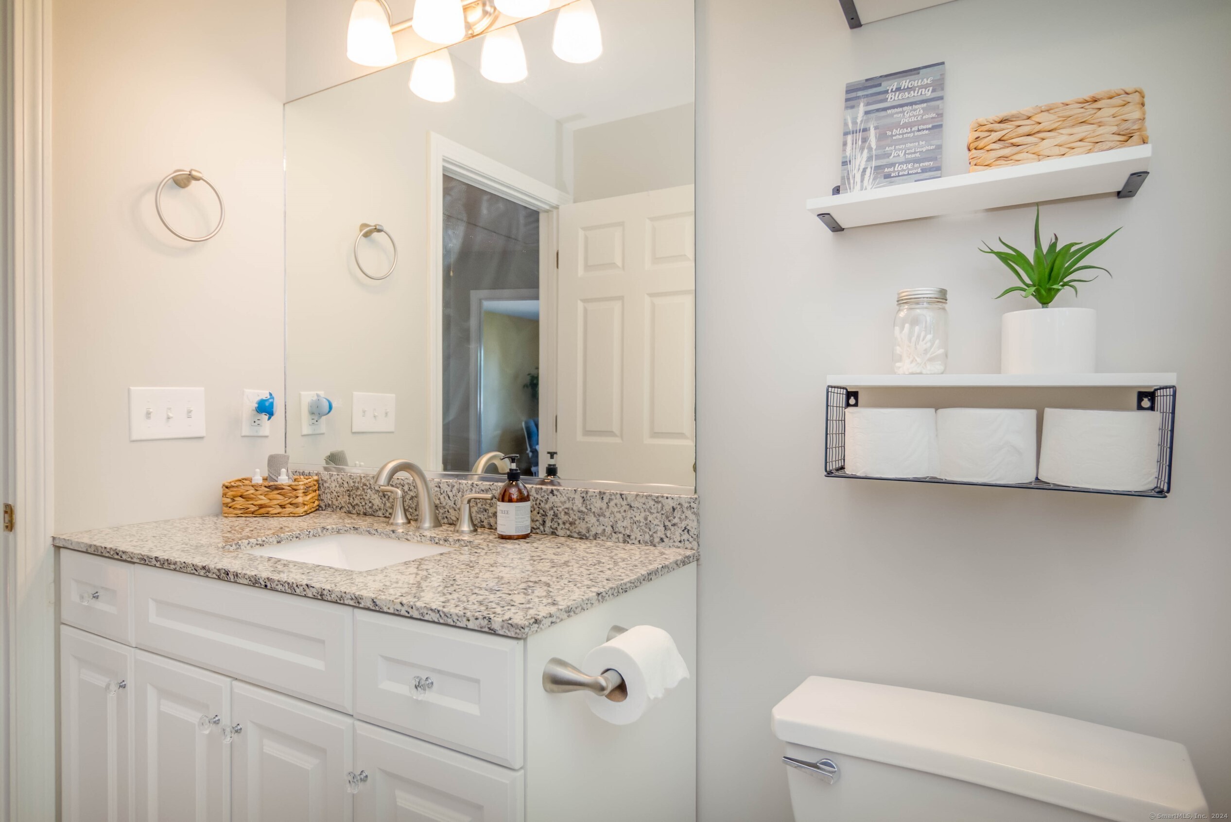 30 Hickory Hill