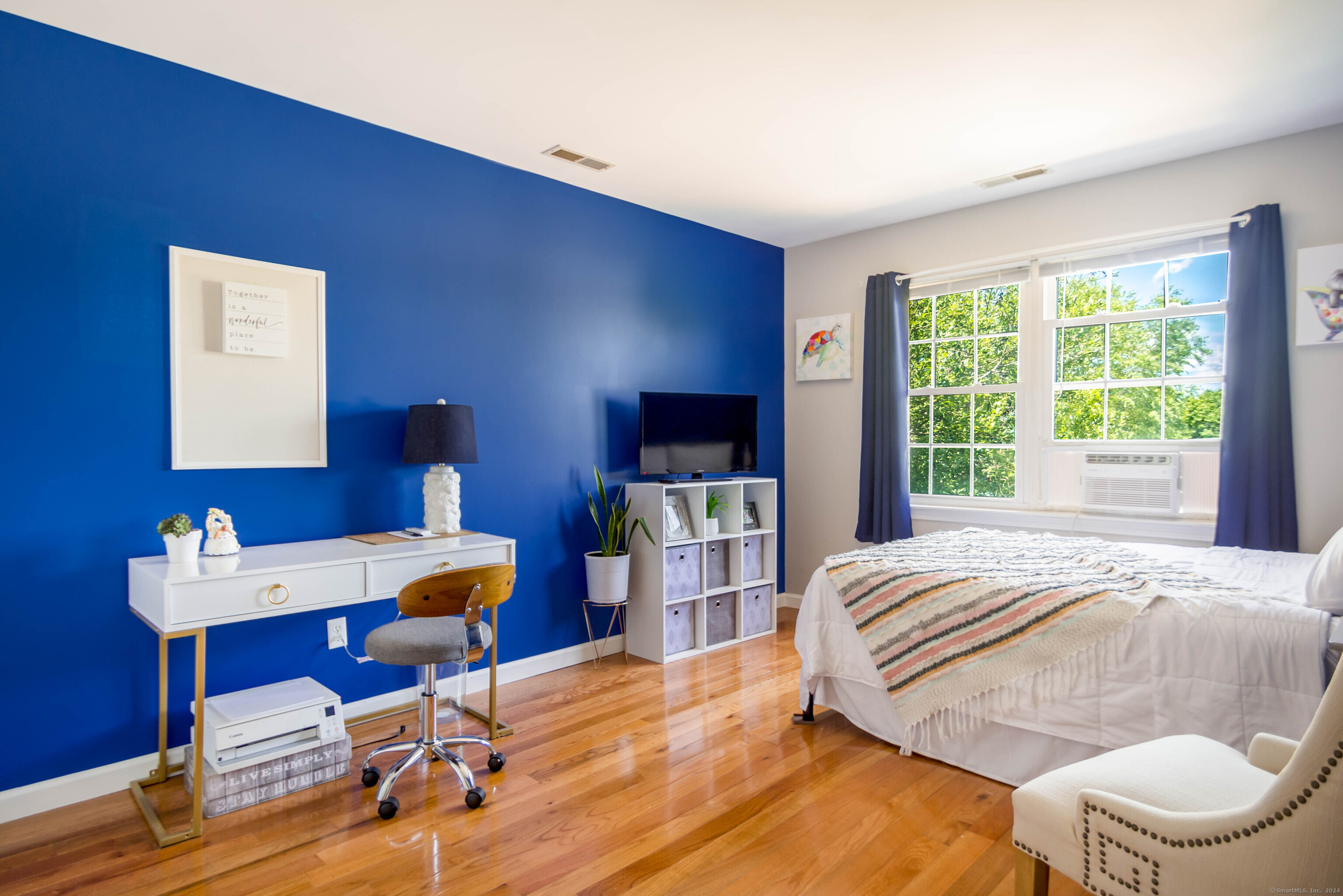 30 Hickory Hill
