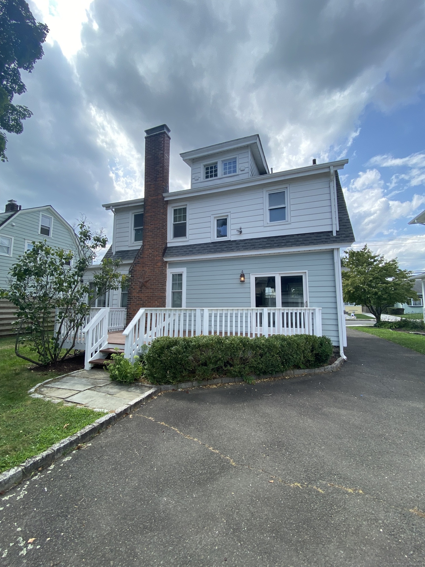6 Ohio Avenue