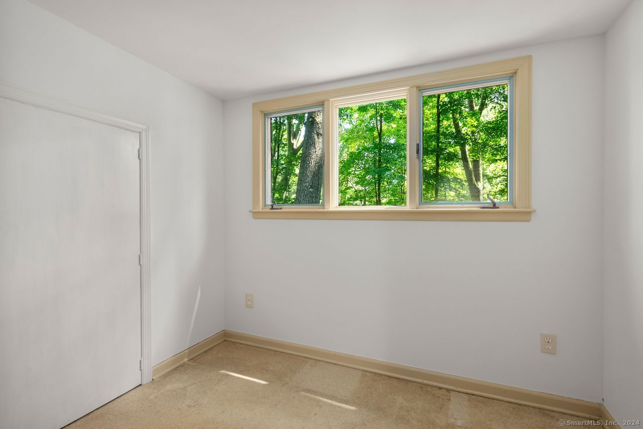 11 Roaring Brook Road