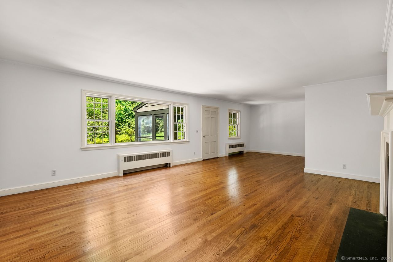 11 Roaring Brook Road