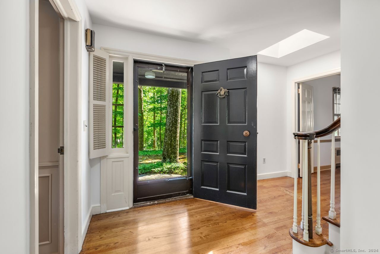 11 Roaring Brook Road