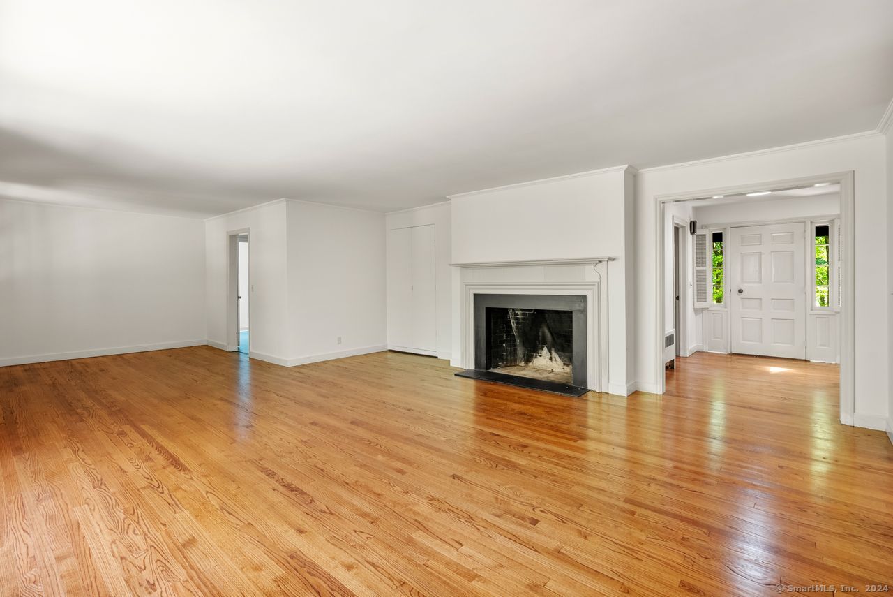 11 Roaring Brook Road