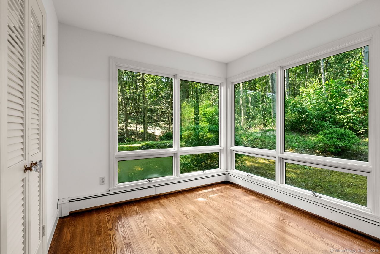 11 Roaring Brook Road