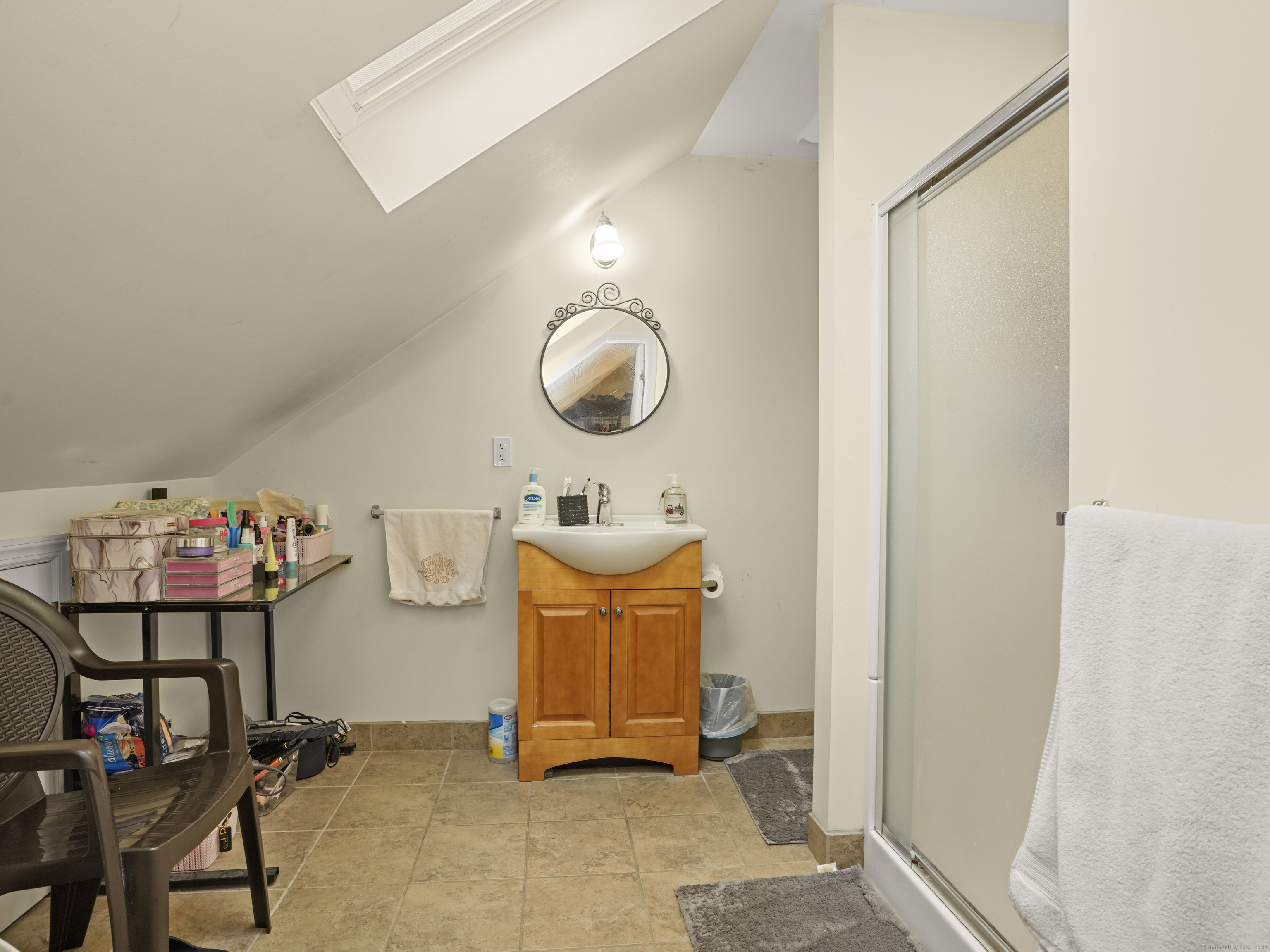 1304 Stratfield Road
