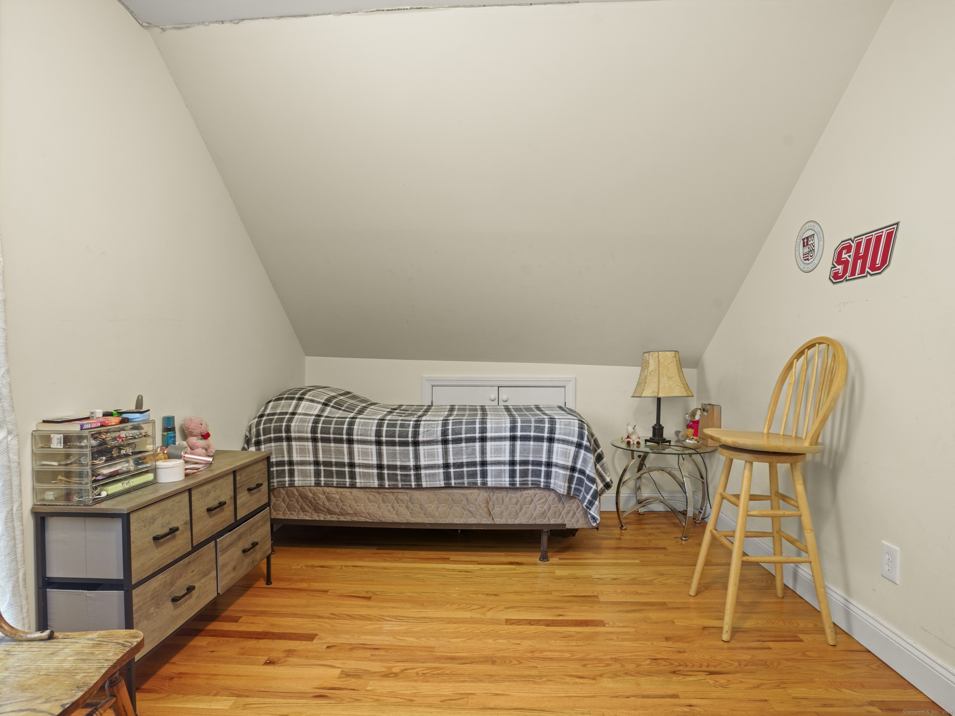 1304 Stratfield Road
