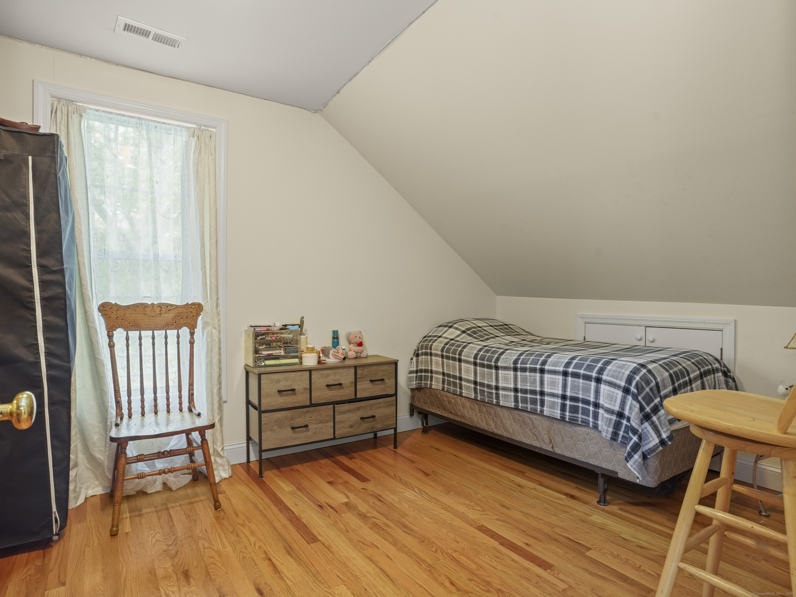 1304 Stratfield Road