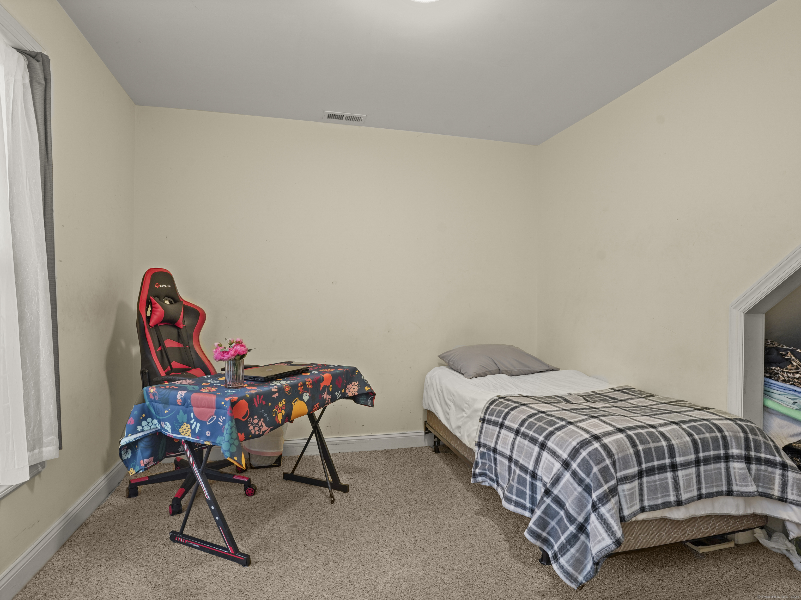 1304 Stratfield Road