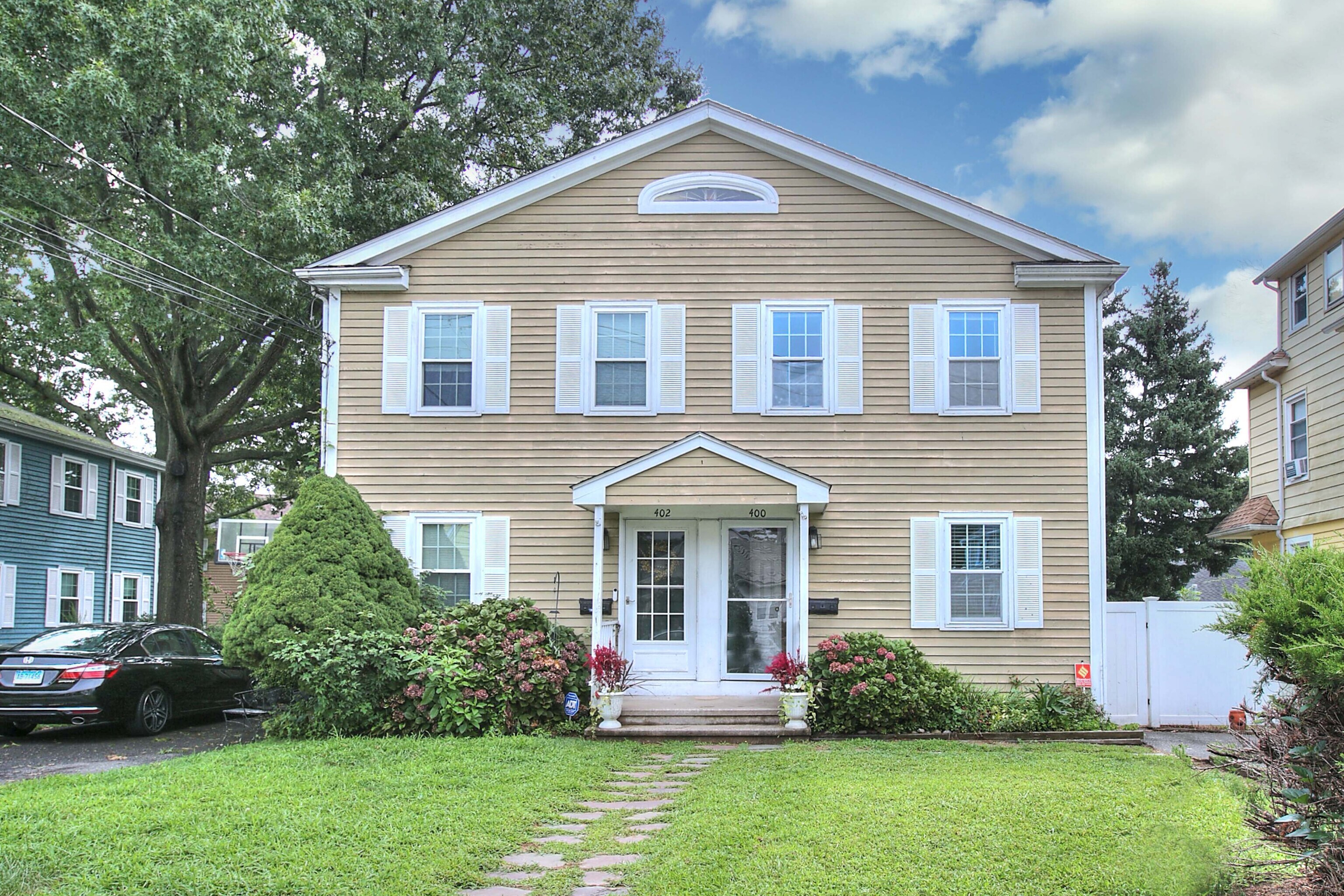 400 Grovers Avenue